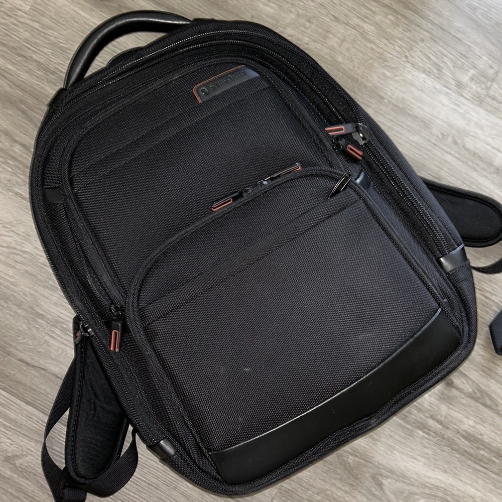 Samsonite wharton classic business travel backpack